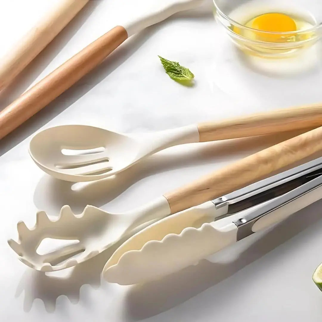 Food Grade Silicone Nonstick Kitchen Utensil Set With Wooden Handles