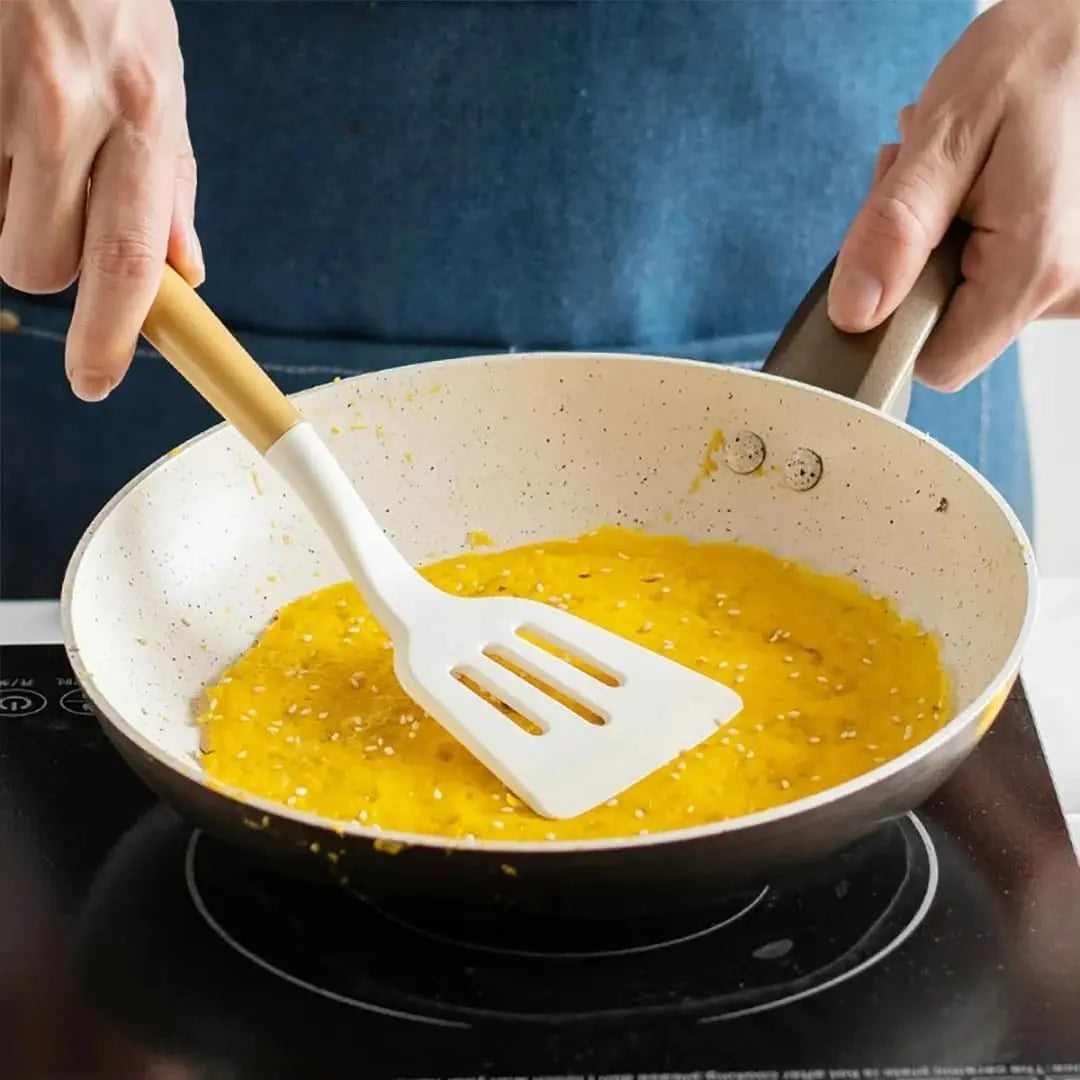 Food Grade Silicone Nonstick Kitchen Utensil Set With Wooden Handles