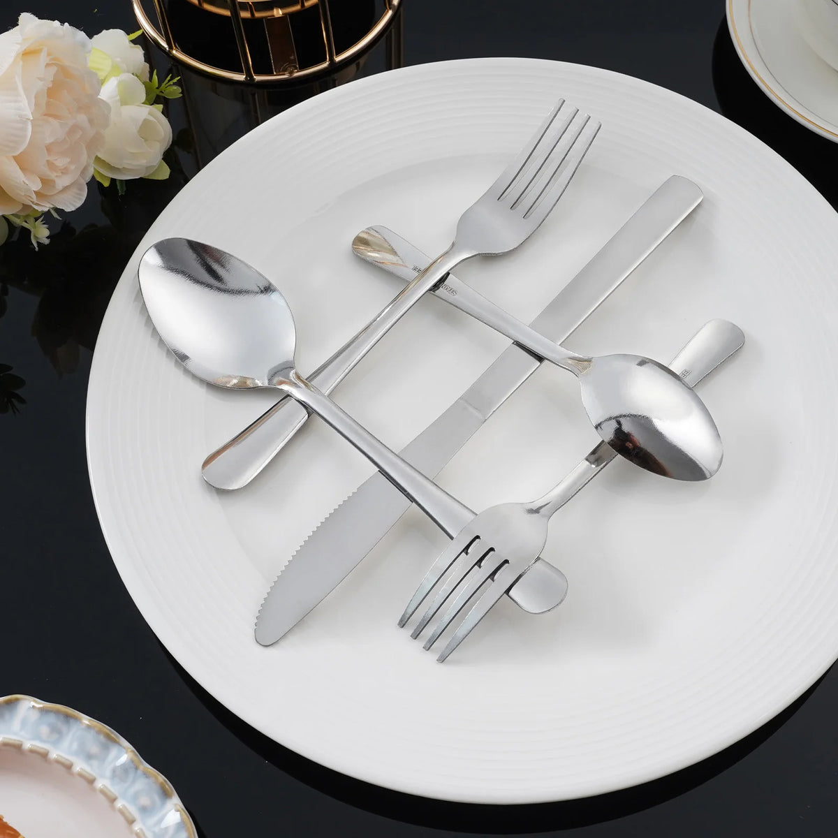 HanSMART 60 Piece Stainless Steel Ribbed Handle Flatware Set