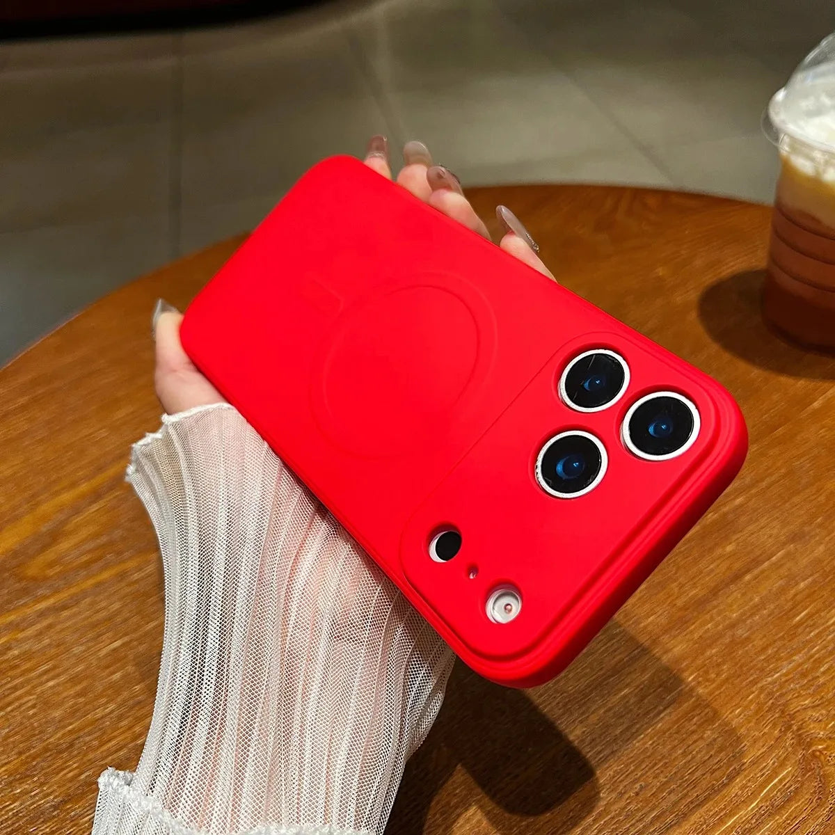 Licoers iPhone 17 Air Magnetic Liquid Silicone Case
