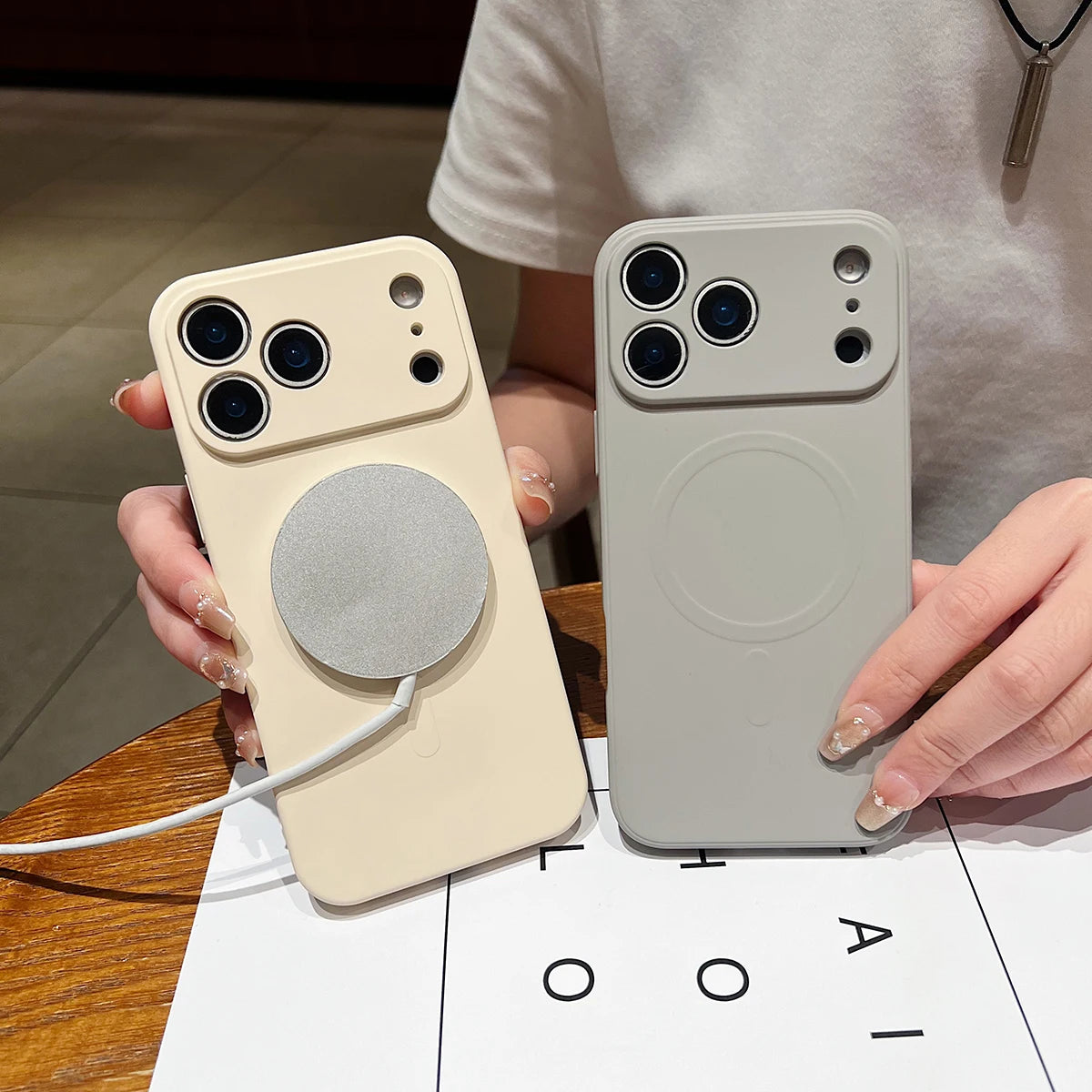 Licoers iPhone 17 Air Magnetic Liquid Silicone Case